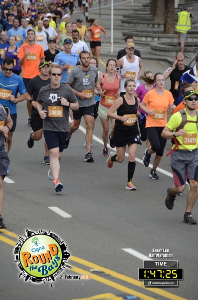 Early stages of the half marathon, running along Oriental Parade.